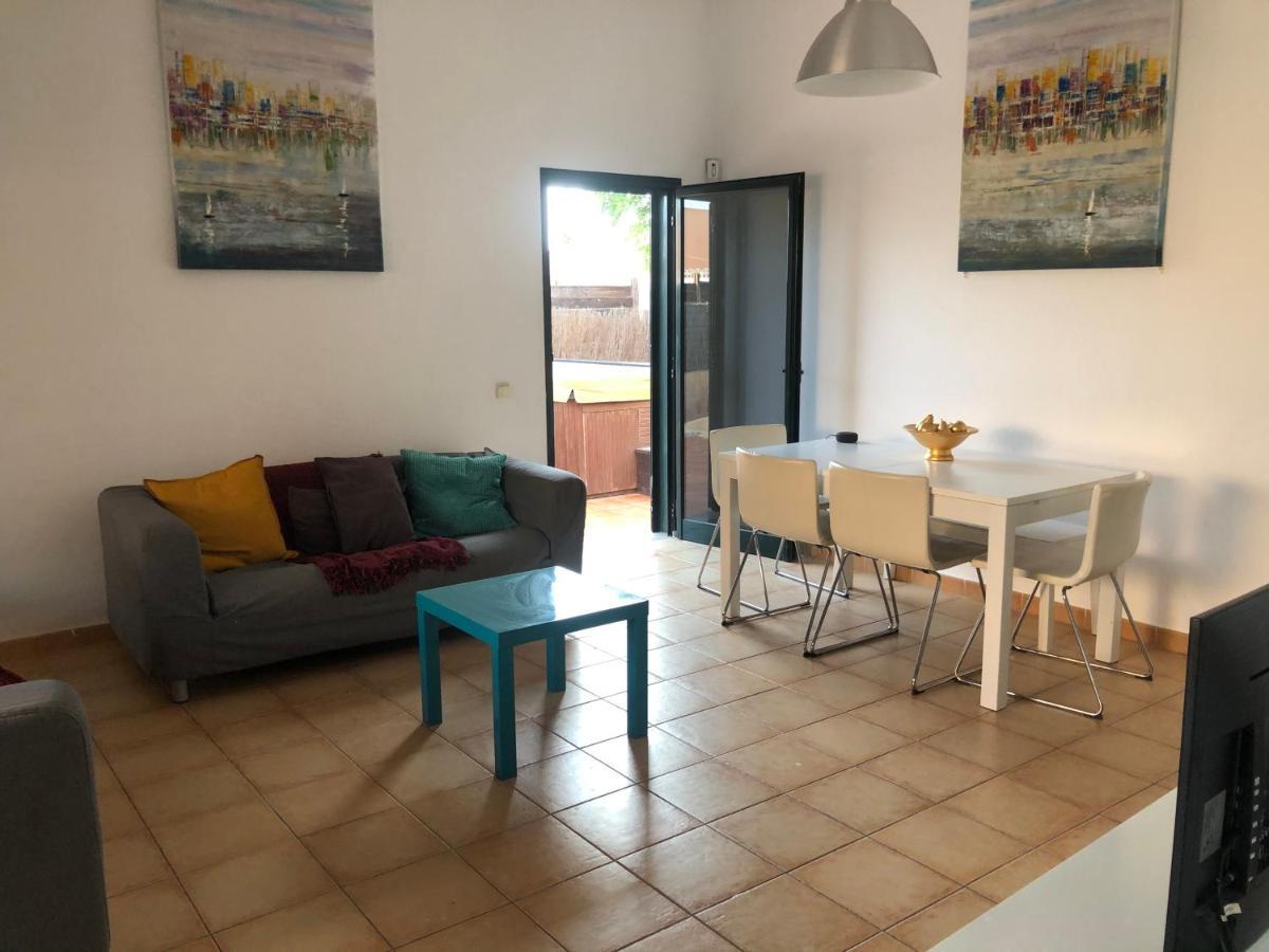 Lovely 2-Bed Villa In Corralejo Fuerteventura Ngoại thất bức ảnh